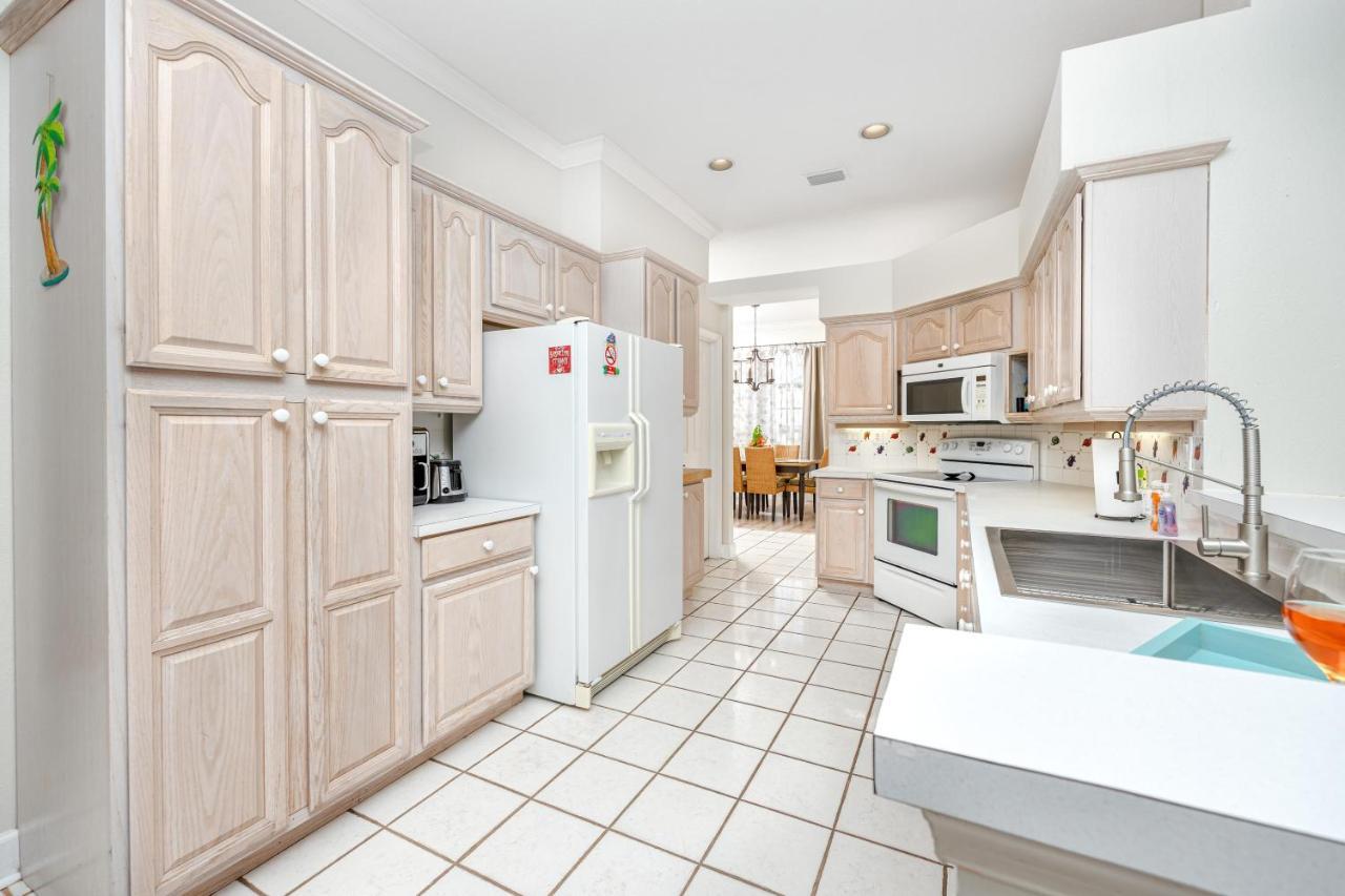 Palm Harbor Paradise - Lovely Home With Pool & Hot Tub Екстериор снимка