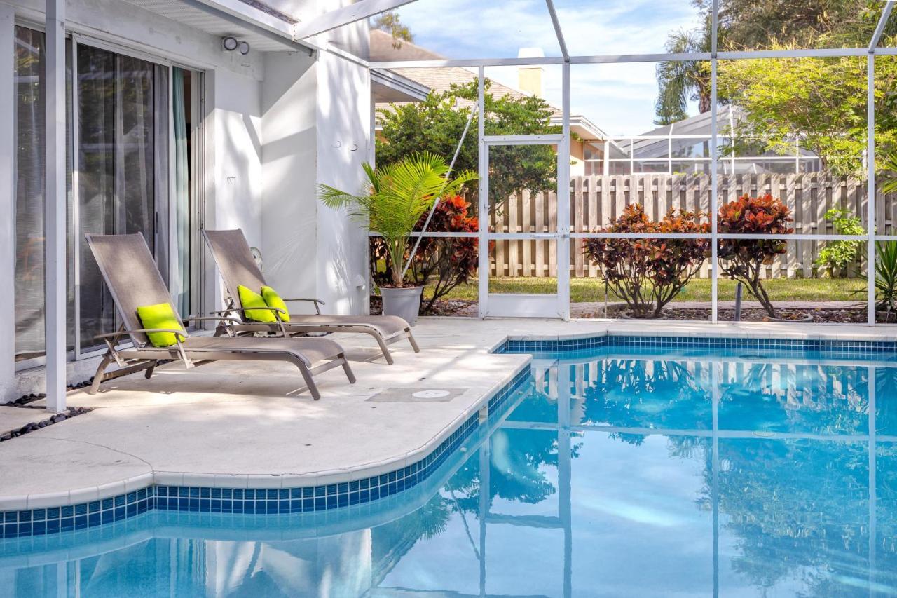 Palm Harbor Paradise - Lovely Home With Pool & Hot Tub Екстериор снимка